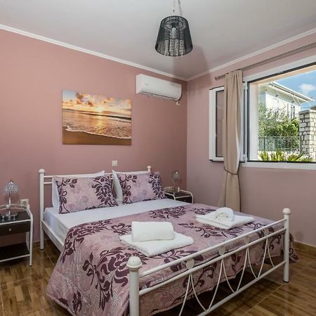 Sofia'S Apartments Razáta Kültér fotó