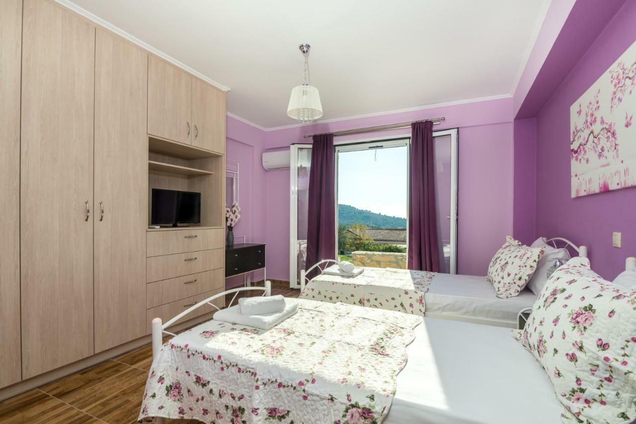 Sofia'S Apartments Razáta Kültér fotó